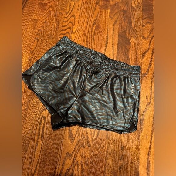 Anthropologie Koral Prep Zebra Foil Shorts Size Large - Picture 6 of 6